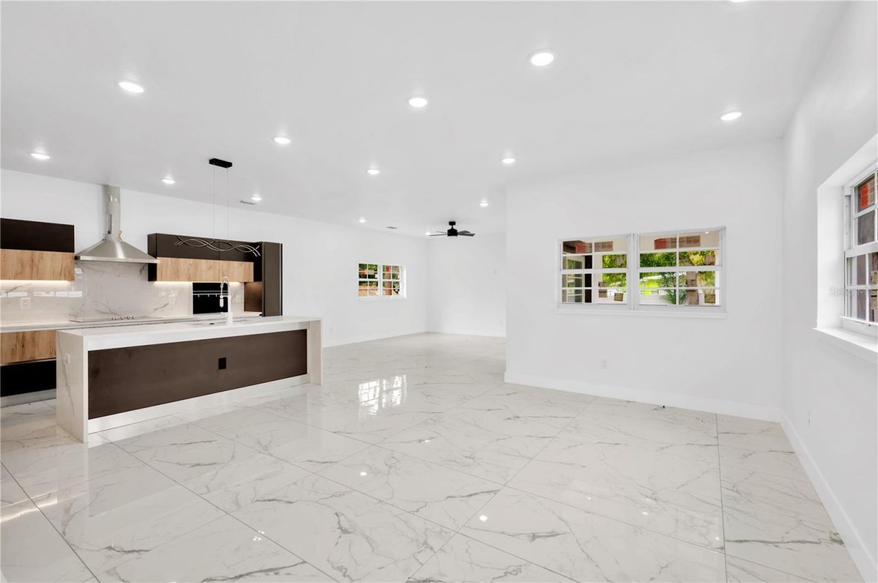 1105 Conant Avenue, Safety Harbor, FL 34695 Photo