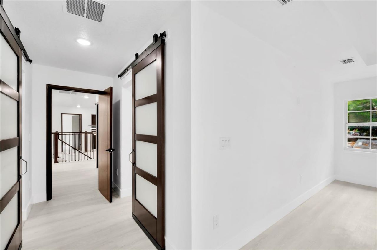 1105 Conant Avenue, Safety Harbor, FL 34695 Photo