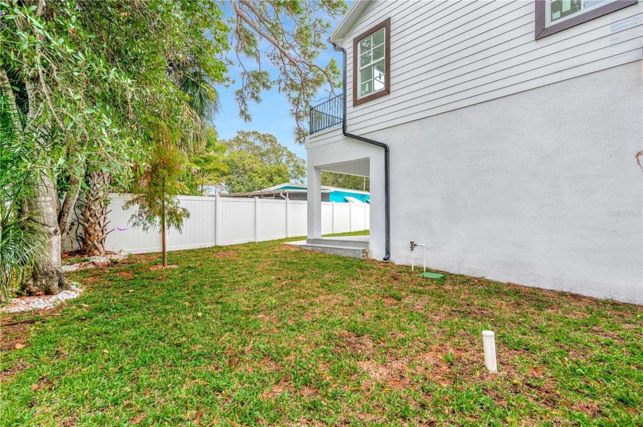 1105 Conant Avenue, Safety Harbor, FL 34695 Photo