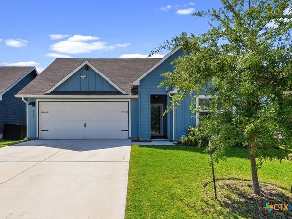 404 Signe, Seguin, TX 78155