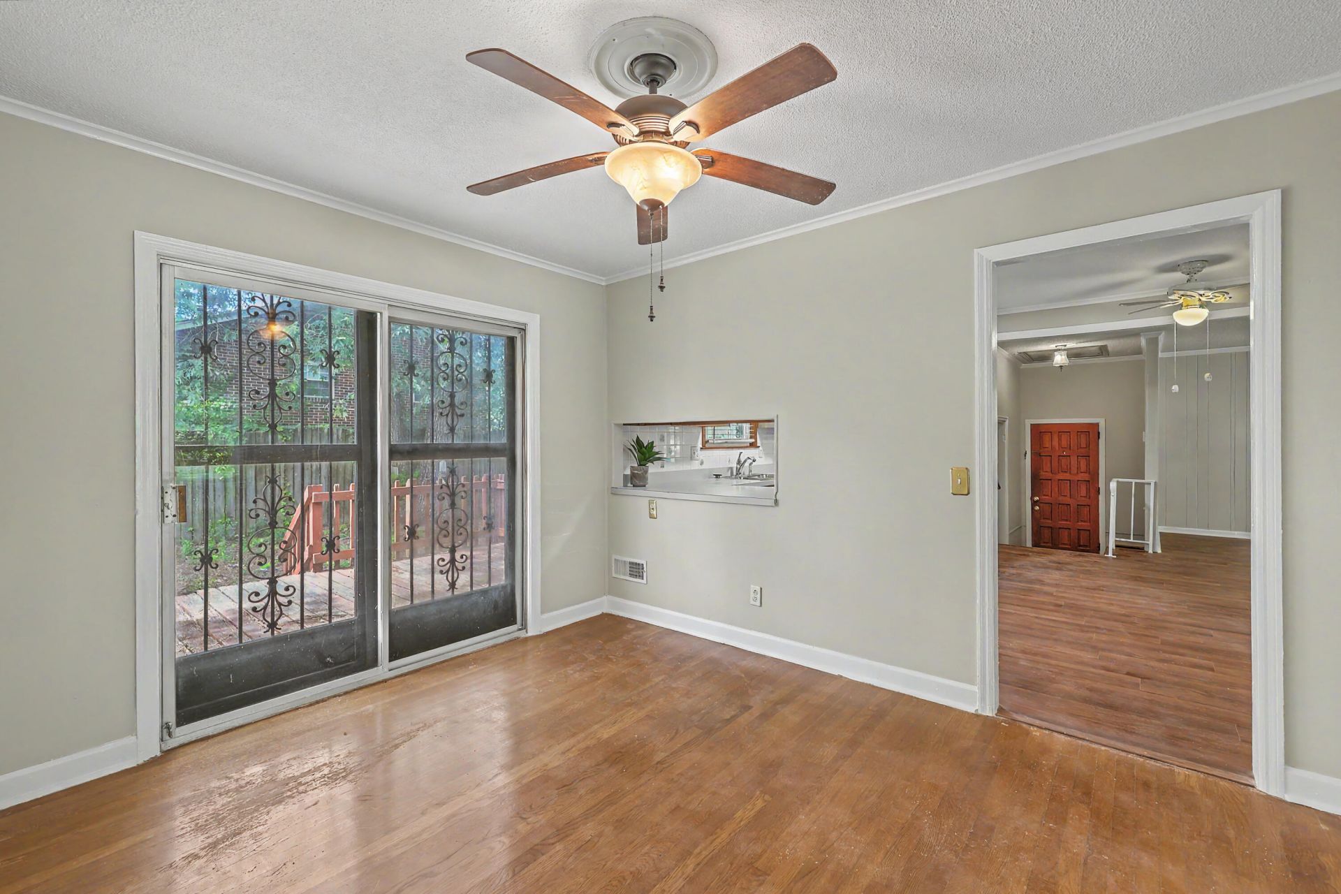 4100 Boxwood Drive Photo 7