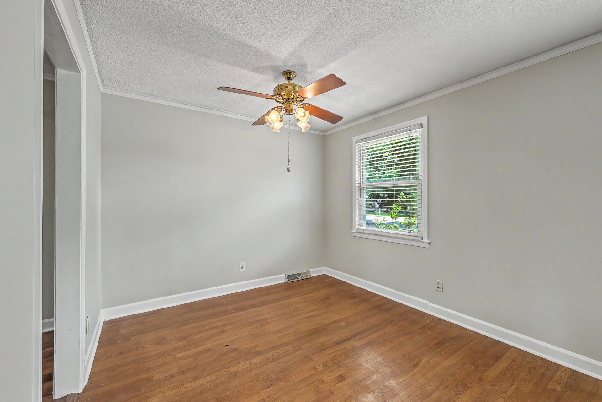 4100 Boxwood Drive Photo 8