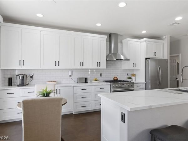 6081 Honeygrove Avenue, Las Vegas, NV 89110