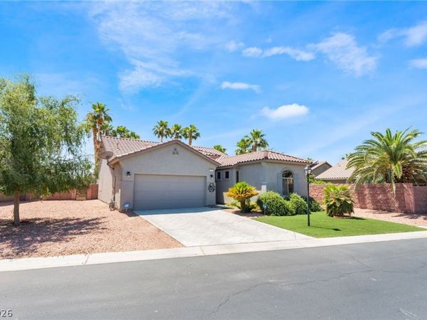 5879 Pavilion Lakes Avenue , Las Vegas, NV 89122