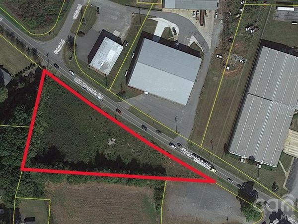 1885 Old Mountain Road , Statesville, NC 28677
