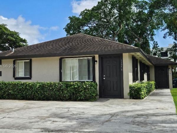 11970 SW 217th St , Miami, FL 33170