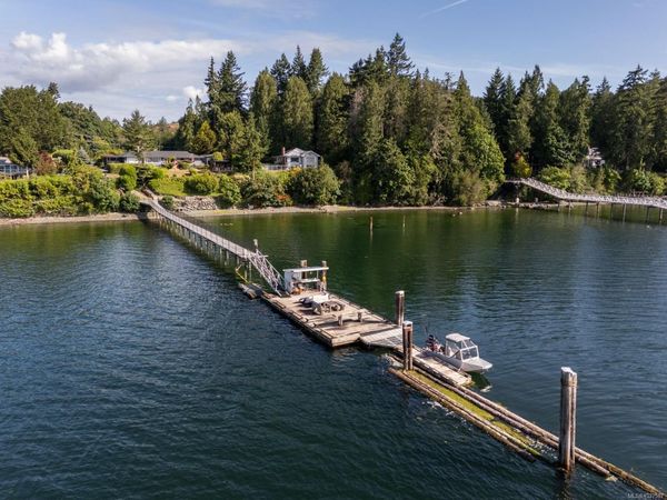 5957 Sooke Rd , Sooke, BC V9Z 0P7