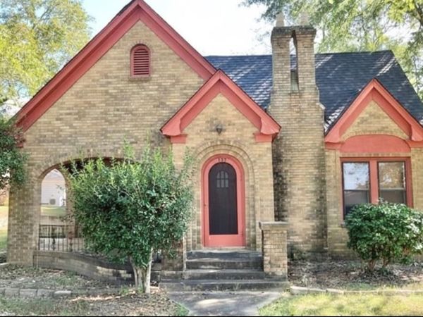 437 Jeffersons Street , Pittsburg, TX 75686