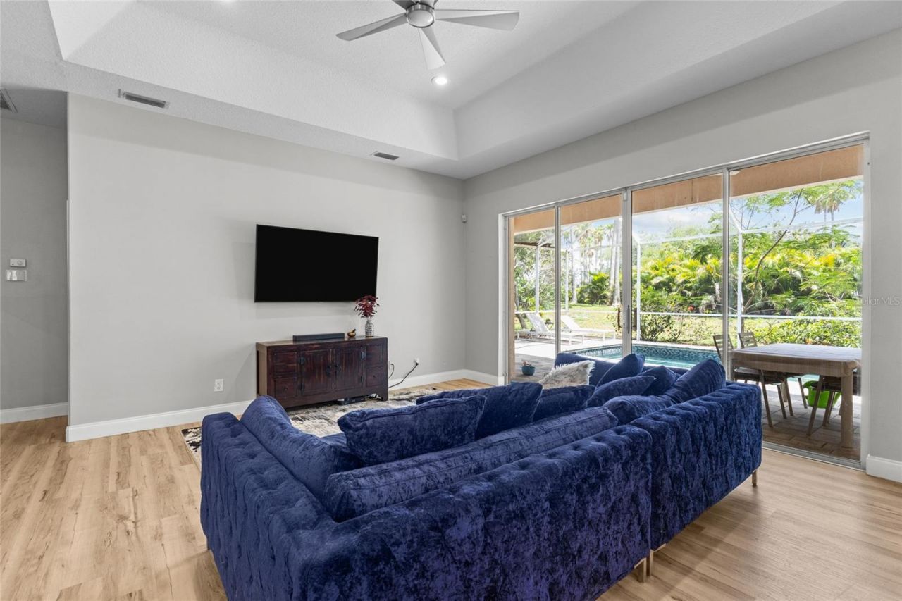 6223 Donnington Court, Sarasota, FL 34238 Photo