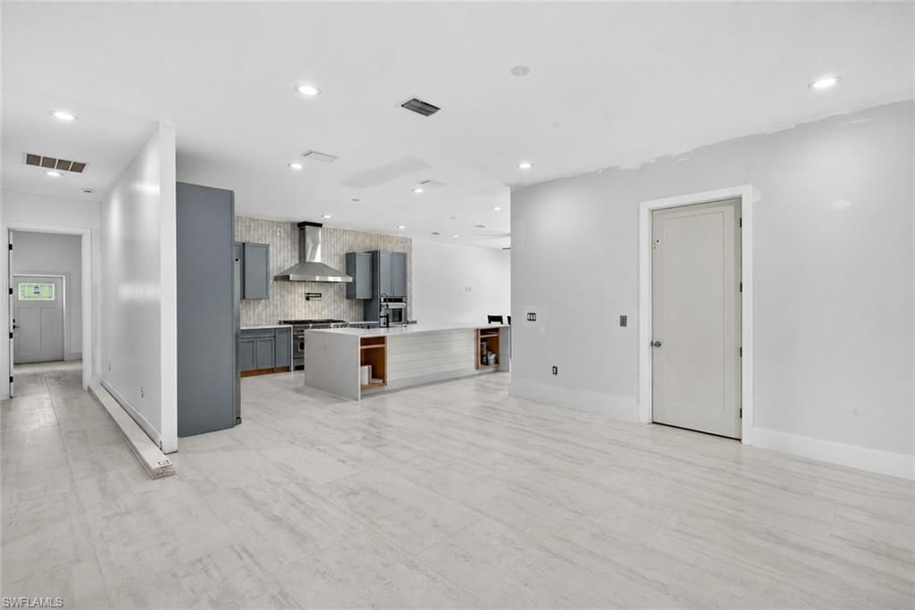 2665 Oil Well Rd, Naples, FL 34120 Photo