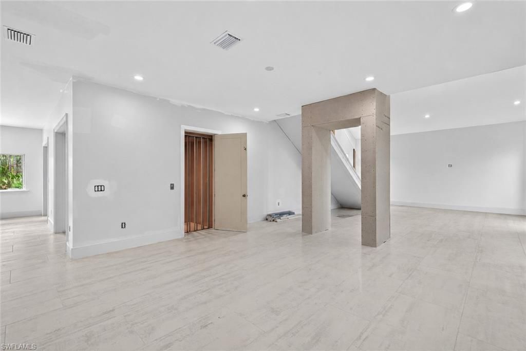 2665 Oil Well Rd, Naples, FL 34120 Photo