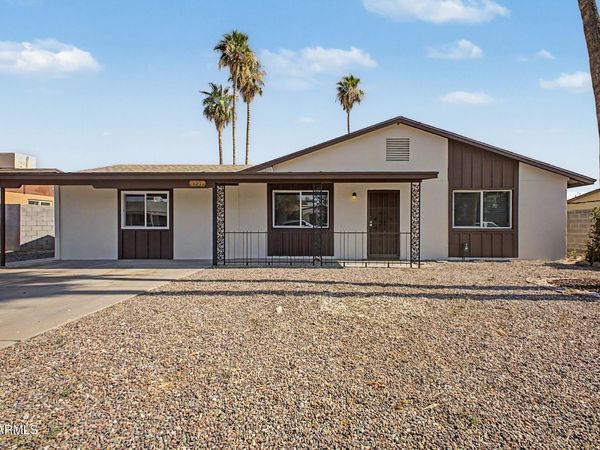 6907 W Palo Verde Drive, Glendale, AZ 85303