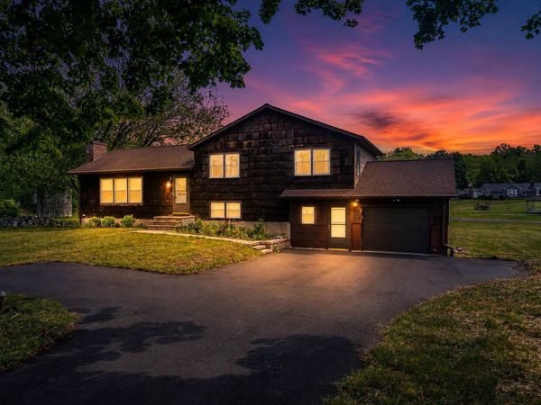 2188 State Route 32 , Modena, NY 12548