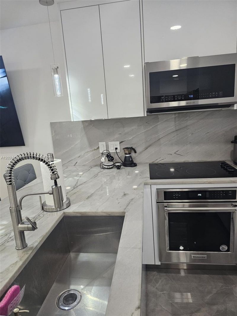 13675 SW 62nd St, Unit 202-3, Miami, FL 33183 Photo
