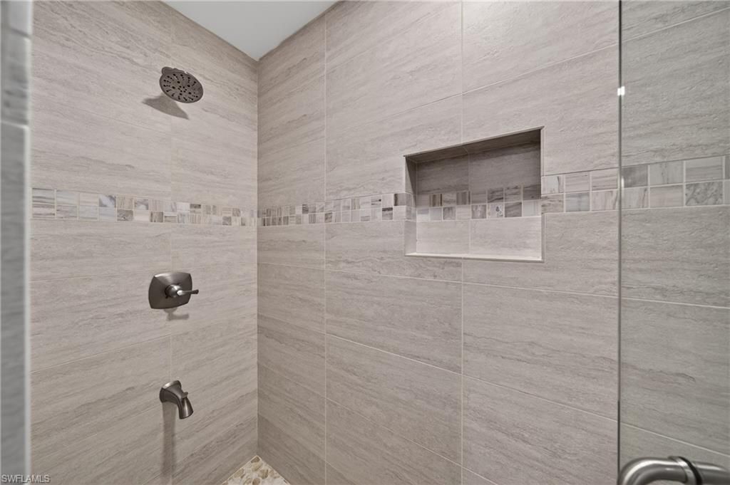 16924 Timberlakes Dr, Fort Myers, FL 33908 Photo