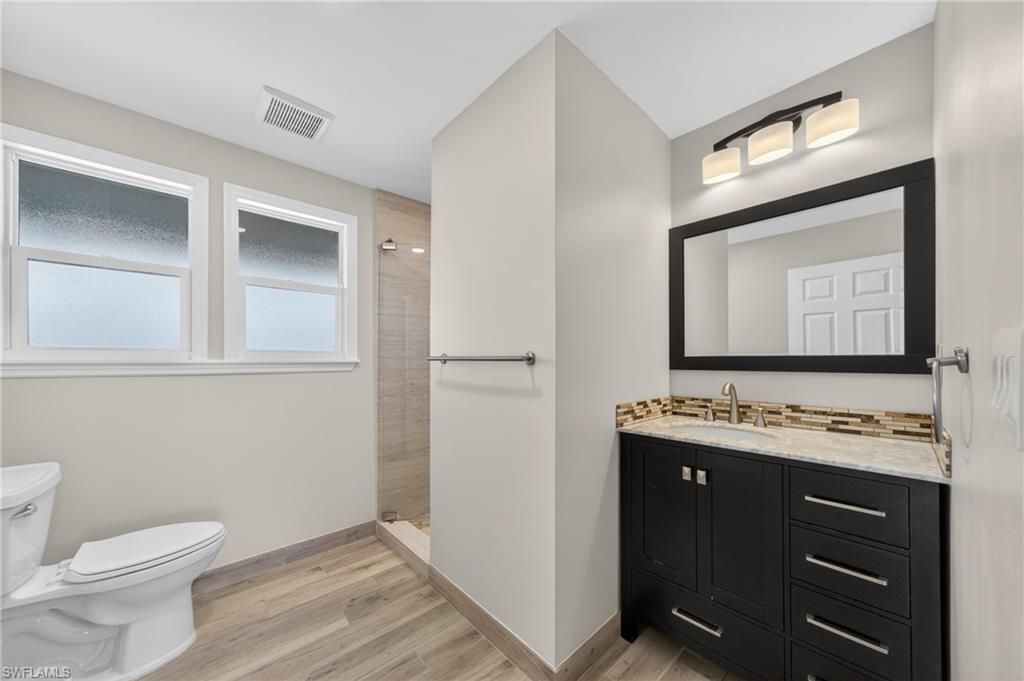 16924 Timberlakes Dr, Fort Myers, FL 33908 Photo