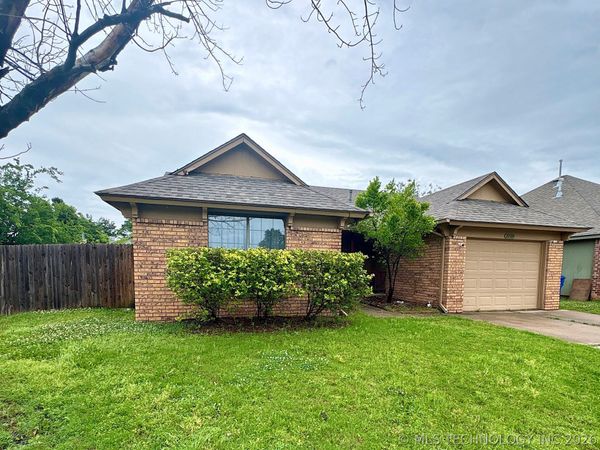 2709 S Narcissus Place , Broken Arrow, OK 74012