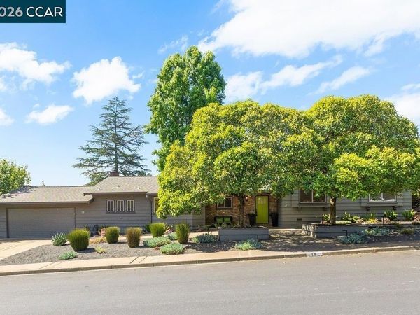 19 Lynwood Pl , Moraga, CA 94556