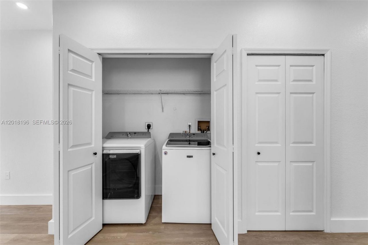 211 SW 15th Ter, Homestead, FL 33030 Photo
