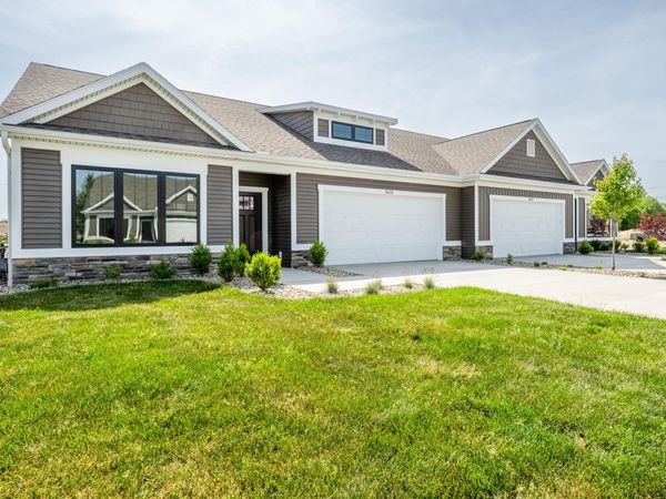3635 Katherine Lane, Unit 42, St. Joseph, MI 49085