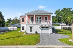 151 Mcilroy Ct. photo 4
