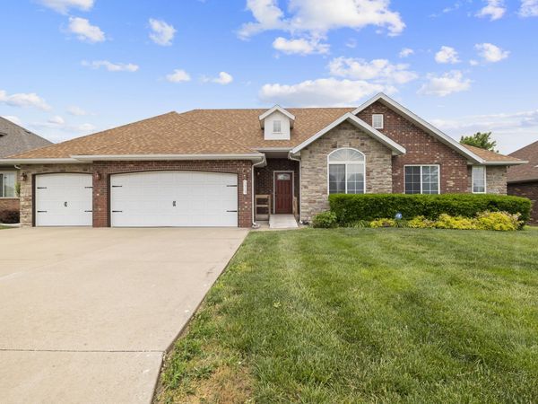 1515 S Natchez Road , Republic, MO 65738