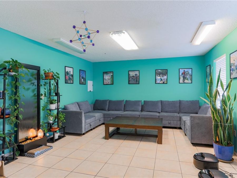 Property Image 8