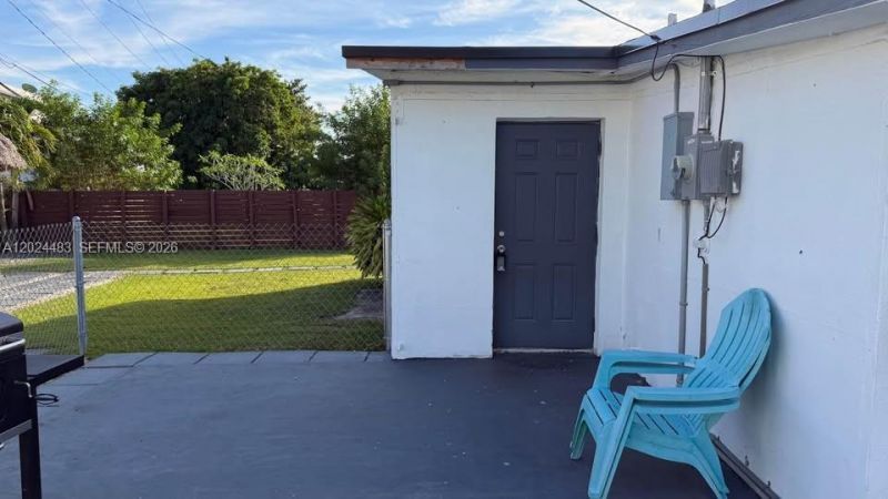 1212 E River Dr, Unit 2, Margate, FL 33063 Photo