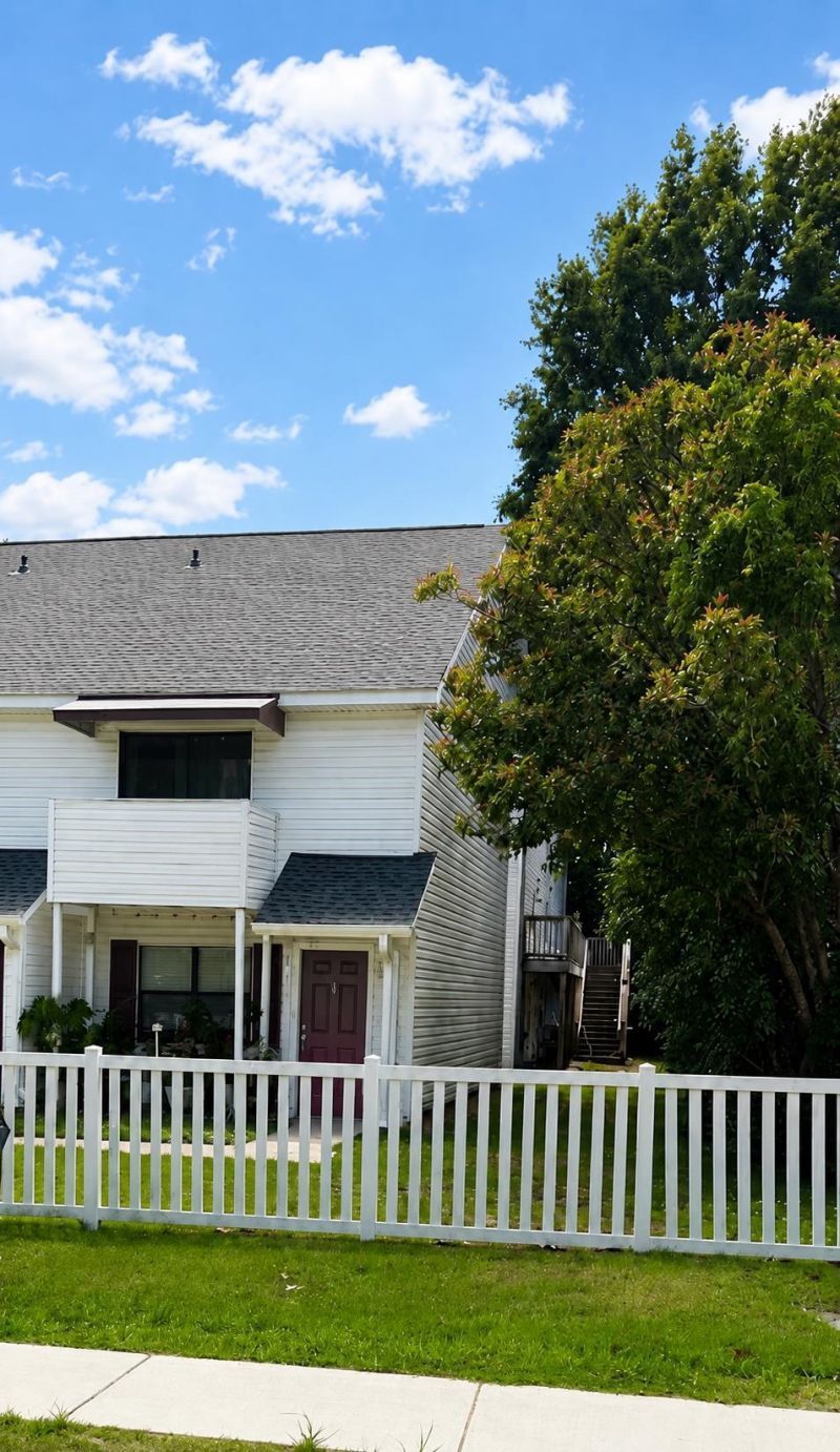 209 Cedar St. Photo 12