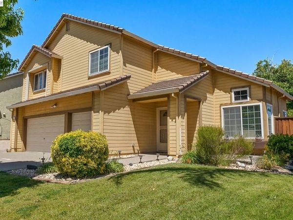 1110 Plymouth Dr , Tracy, CA 95376