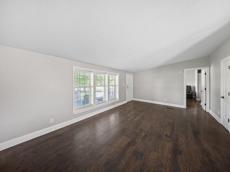 15193 Hall Road NW, Mount Vernon, OH 43050 Photo 8