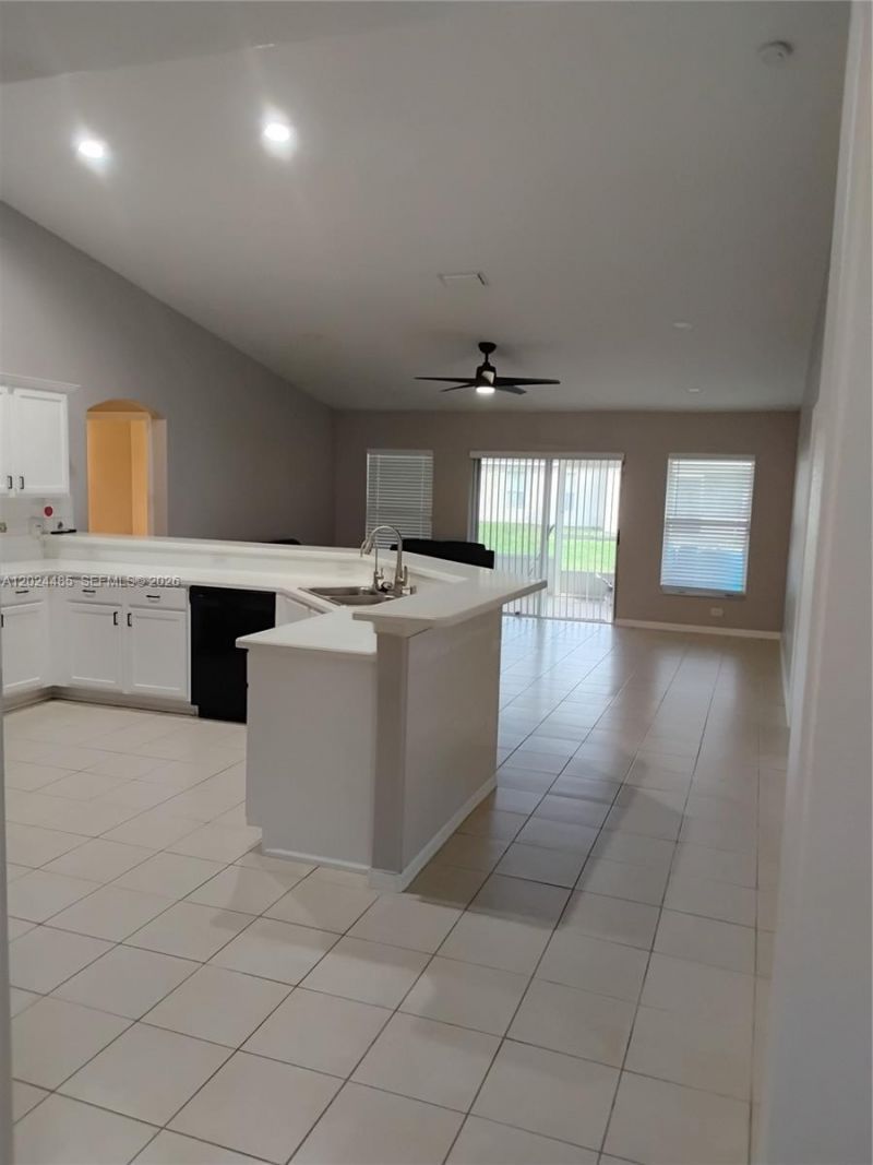 1001 SW Estaugh Ave , Port Saint Lucie, FL 34953 Photo