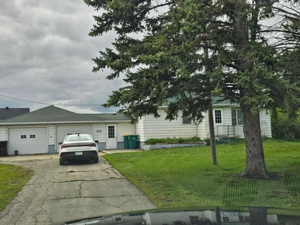 515 1st Street W, Hunter, ND 58048