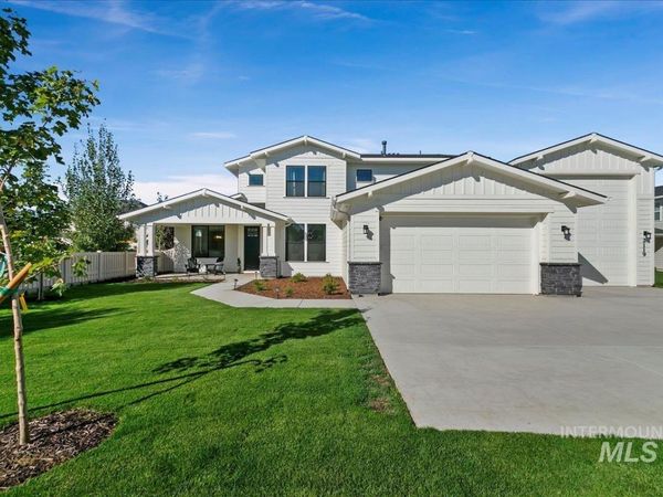 2119 Savoy Ct, Middleton, ID 83644