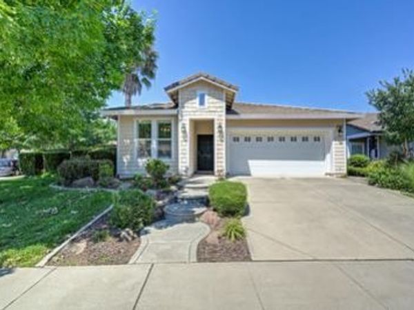 120 Pelican Bay, Sacramento, CA 95835