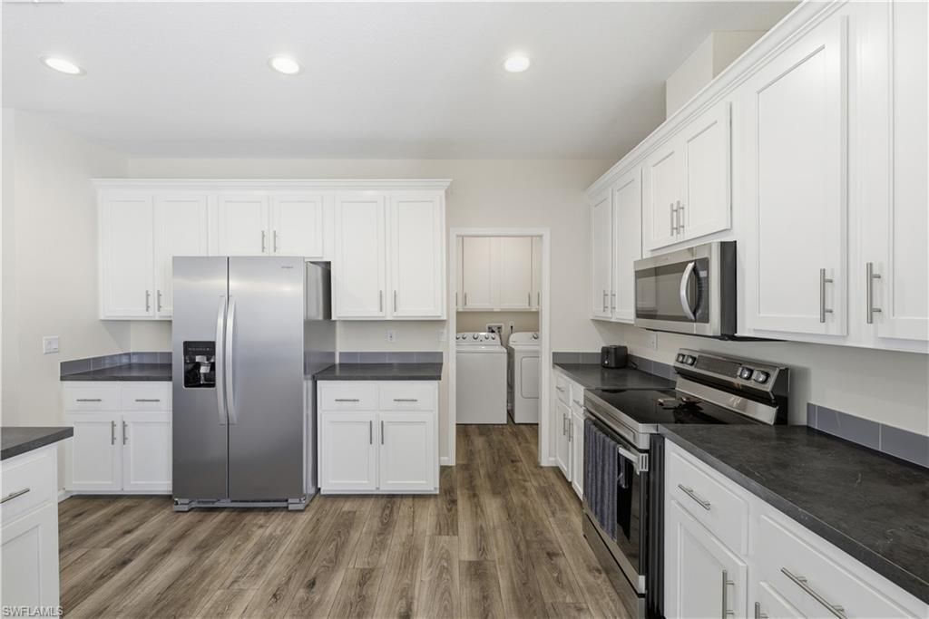 24 Red Poinciana Dr , Fort Myers, FL 33908 Photo