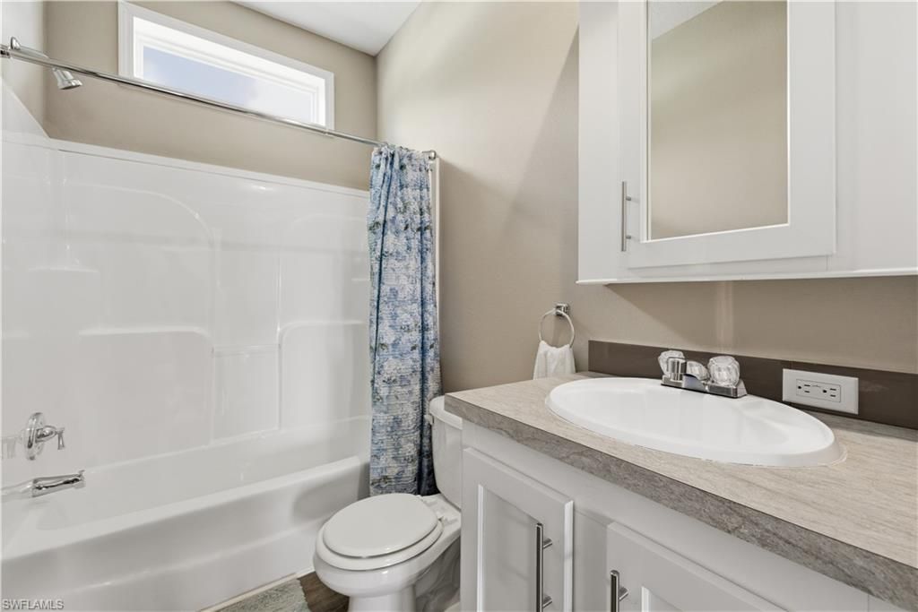 24 Red Poinciana Dr , Fort Myers, FL 33908 Photo