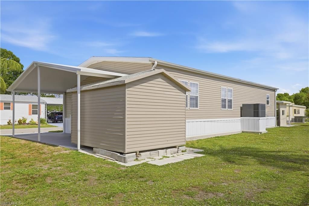 24 Red Poinciana Dr , Fort Myers, FL 33908 Photo