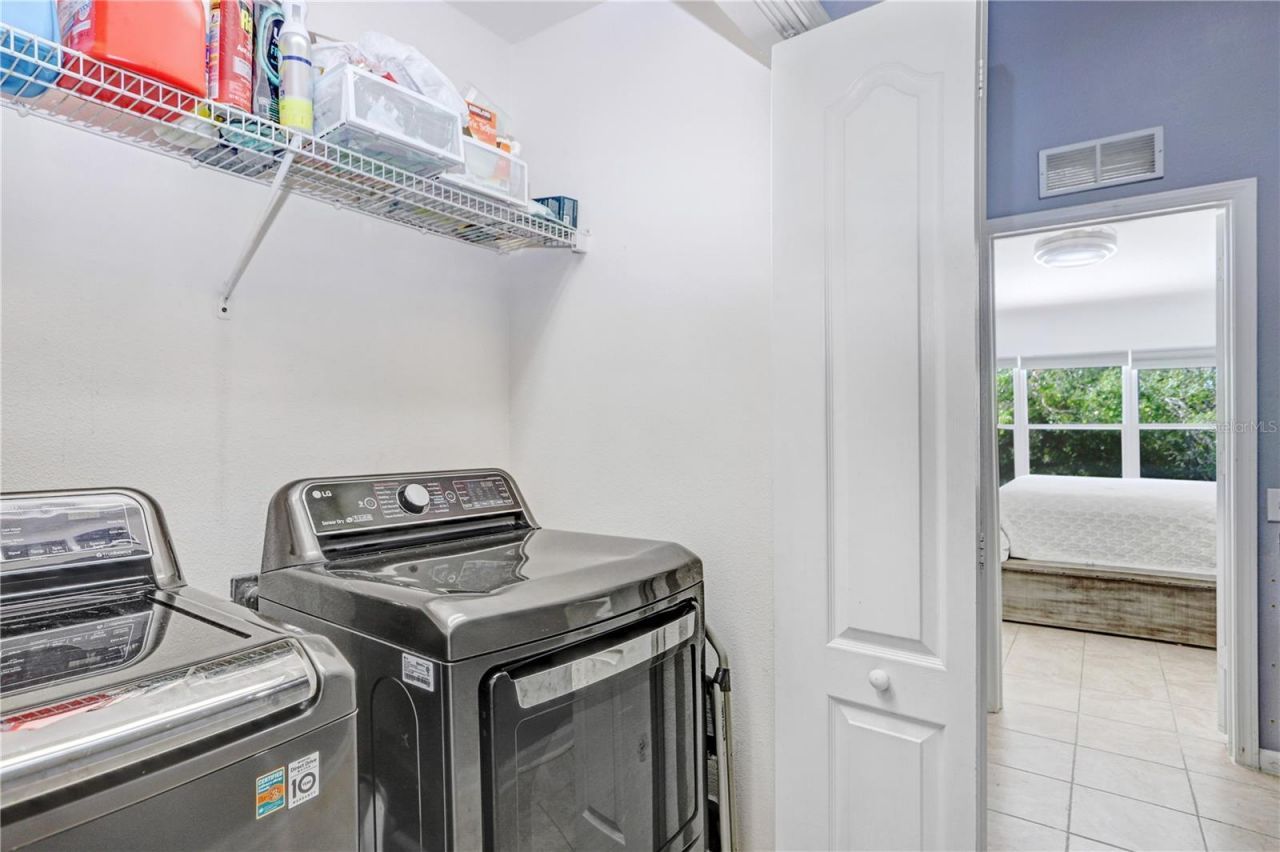 4986 Pond Ridge Drive , Riverview, FL 33578 Photo