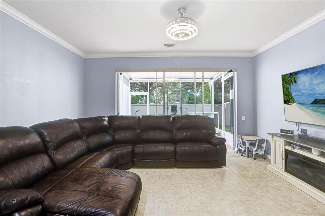 4986 Pond Ridge Drive , Riverview, FL 33578 Photo