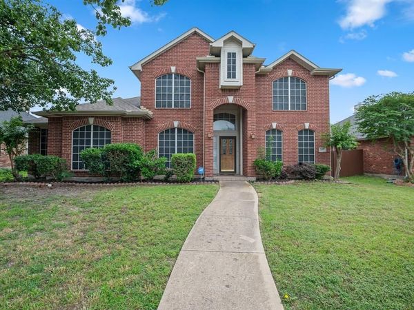 8114 Salzburg Drive, Rowlett, TX 75089