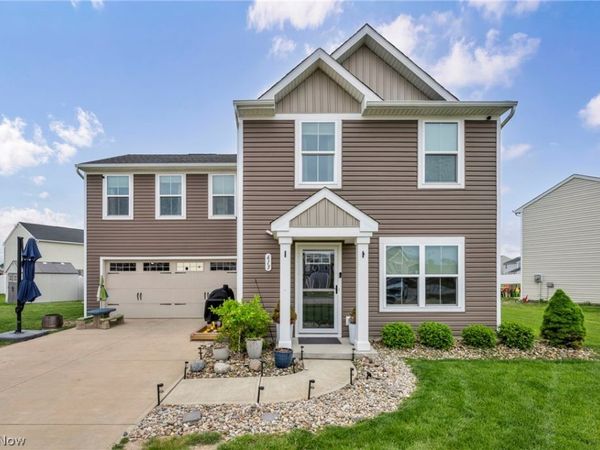 613 Cherrywood Lane , Painesville Twp, OH 44077