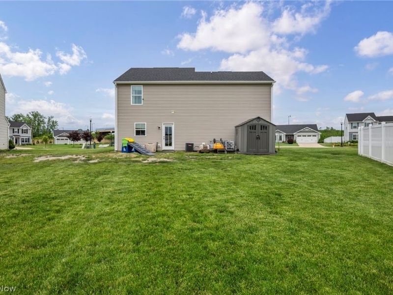 613 Cherrywood Lane, Painesville Township, OH 44077 Photo 31