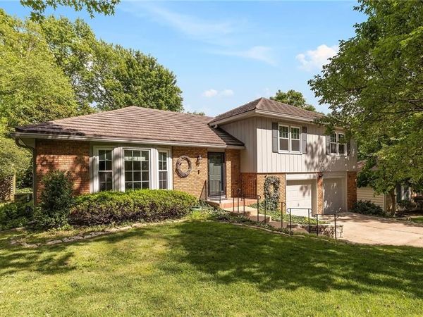 3635 N Main Street, Kansas City, MO 64116