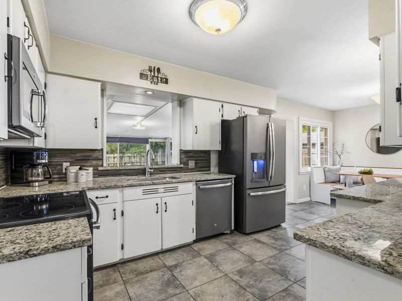 2656 Zollinger Road, Upper Arlington, OH 43221 Photo 15
