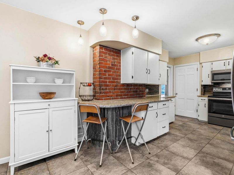 2656 Zollinger Road, Upper Arlington, OH 43221 Photo 21