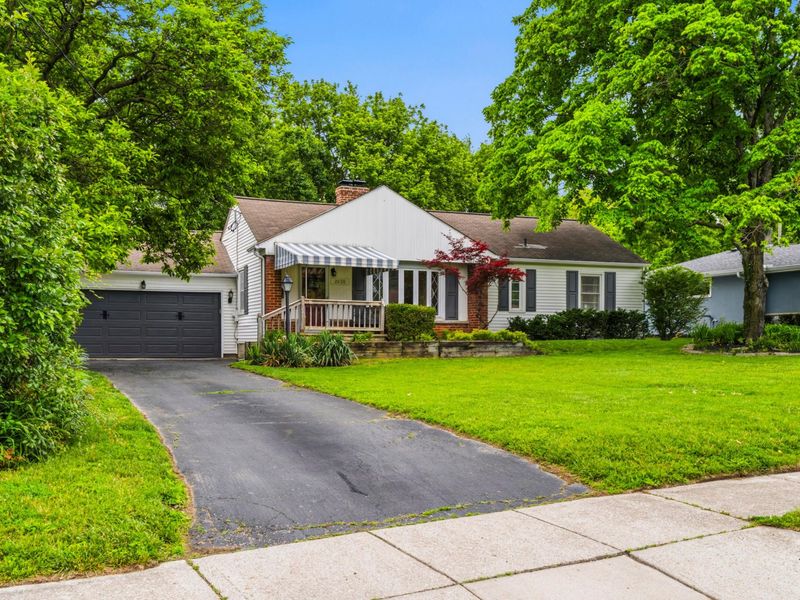 2656 Zollinger Road, Upper Arlington, OH 43221 Photo 4
