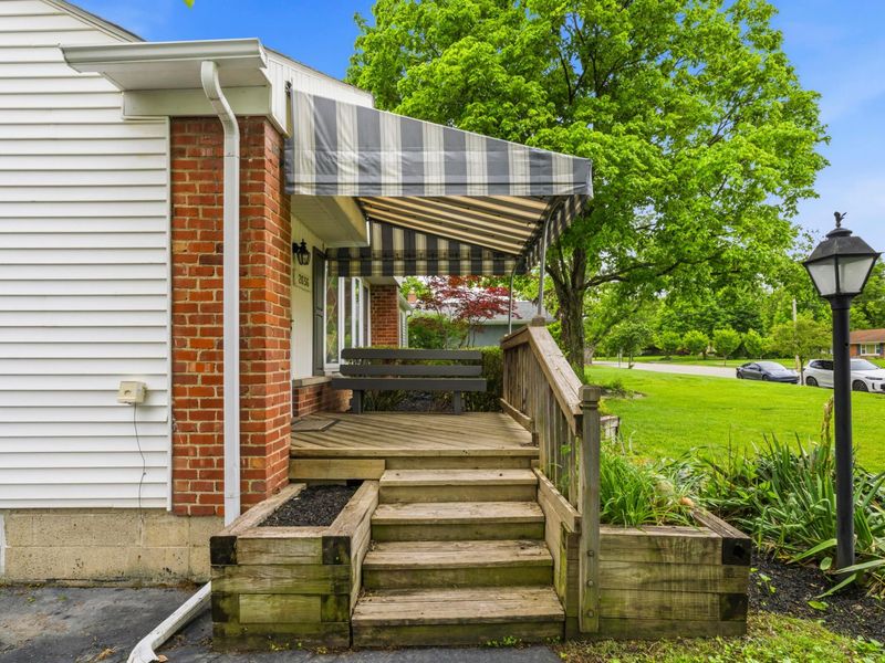 2656 Zollinger Road, Upper Arlington, OH 43221 Photo 6