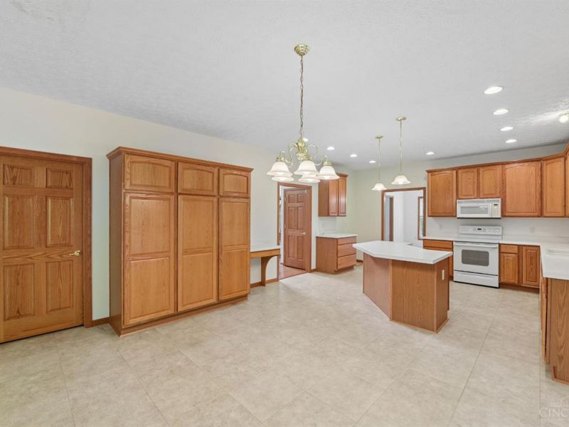 1109 Asbury Road, Anderson Twp, OH 45255 Photo 23