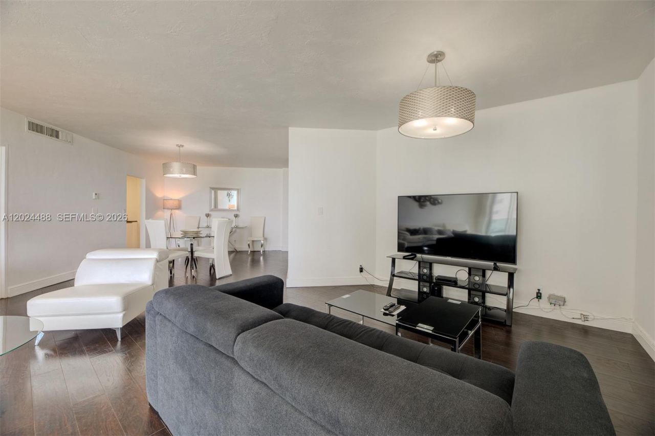 3801 S Ocean Drive , Unit 5L, Hollywood, FL 33019 Photo